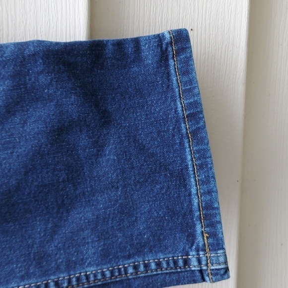 Wrangler slim straight jeans.Size 28 x30 - Picture 3 of 7